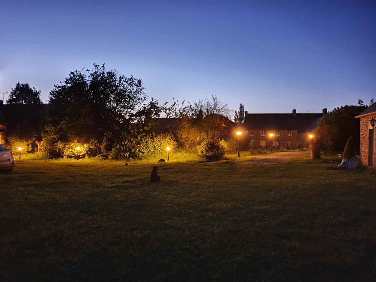 Bed and Breakfast Lesroses1680 Blainville-sur-Mer Esterno foto